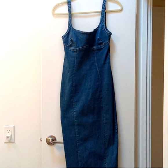 Women's Blue Denim Jeans - Picture 4 of 7